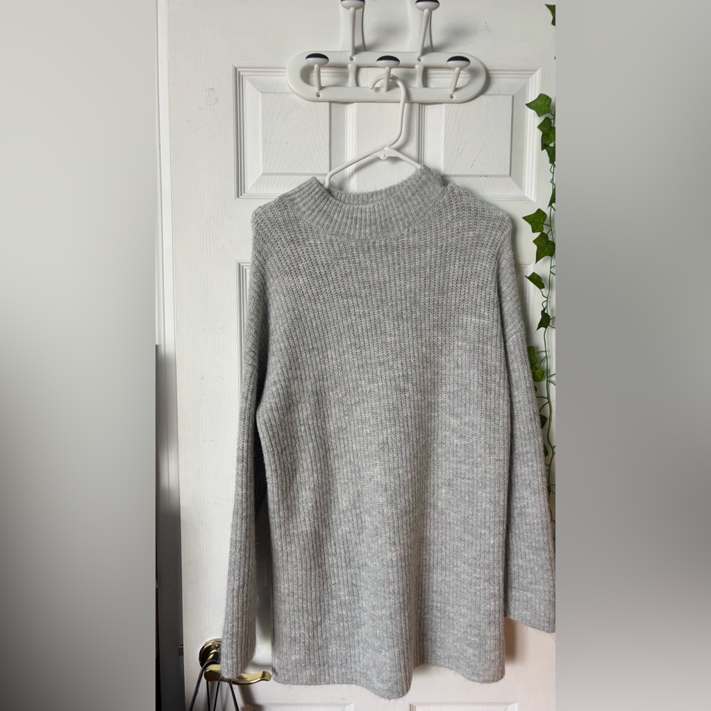 Francesca’s Light Gray Knit Sweater Dress - Originally Retailed At 66.00